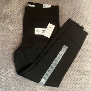 Old Navy Super Skinny Jegging